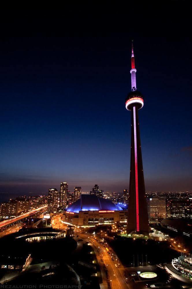 Napa Furnished Suites At Cn Tower & Maple Leaf Square Toronto Exteriör bild